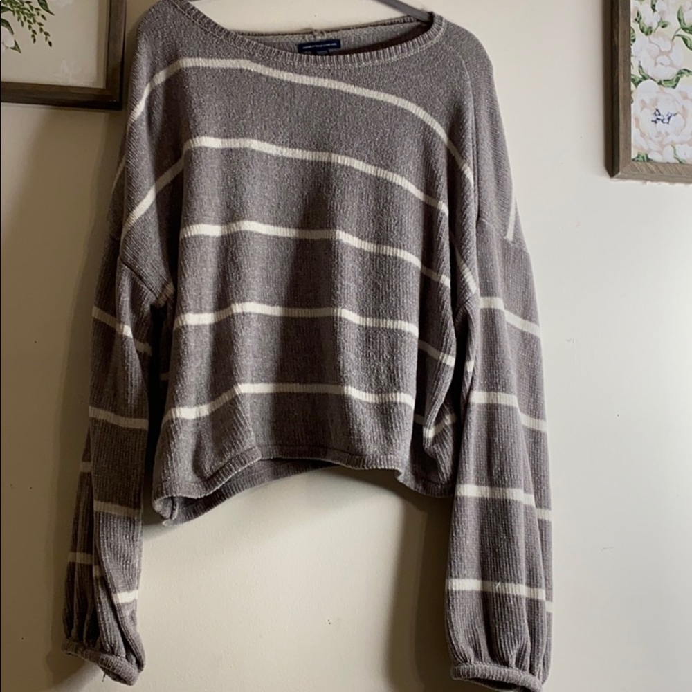 American Eagle Sweater